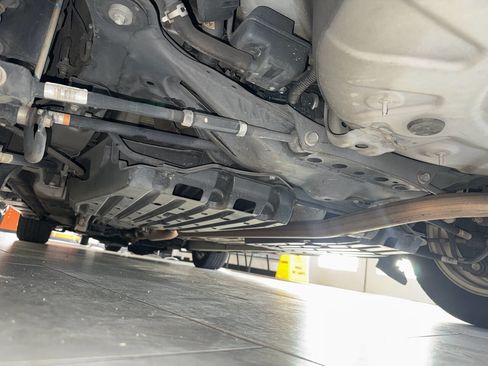 Used 2011 Toyota Camry LE w/ LE Extra-Value Pkg image 22