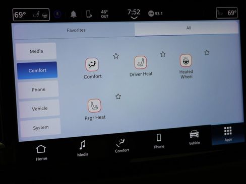 Used 2024 Chrysler Pacifica Touring-L FWD image 50