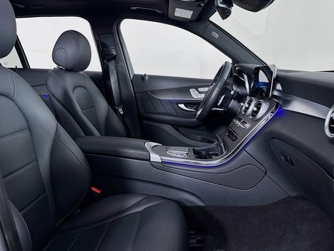 Certified 2022 Mercedes-Benz GLC 300 image 6