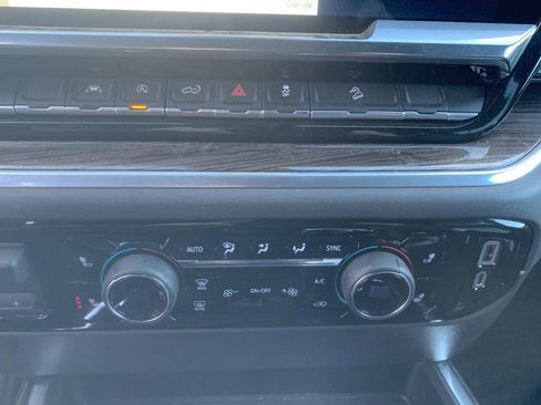 Used 2022 Chevrolet Silverado 1500 RST w/ Convenience Package II image 25