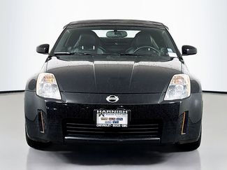 Used 2005 Nissan 350Z Touring video 2