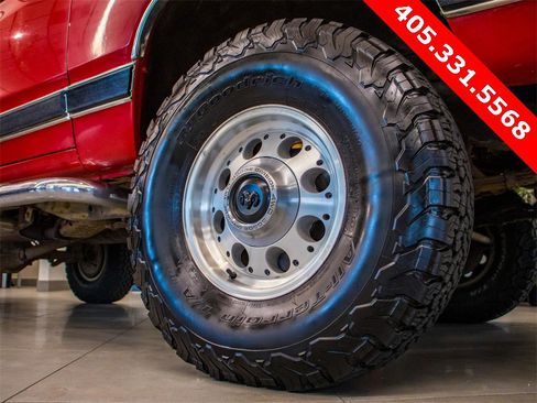 Used 1989 Dodge D/W Truck 150 image 3