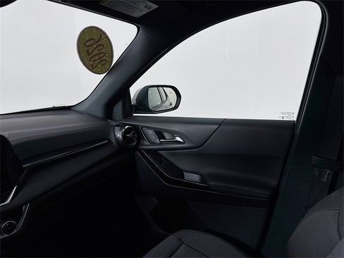 Used 2026 Chevrolet Equinox LT image 24