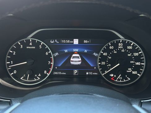 Used 2021 Nissan Maxima 3.5 SV w/ Floor Mat Group FWD image 17