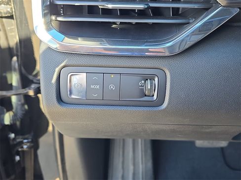 New 2025 GMC Acadia Elevation image 27