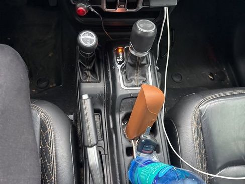 Used 2021 Jeep Wrangler Unlimited Sahara image 27