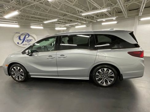 Certified 2026 Honda Odyssey Elite image 2