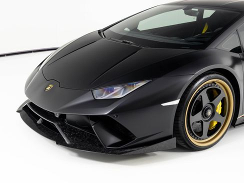 Used 2018 Lamborghini Huracan Performante image 53