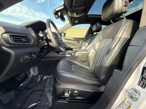 Used 2022 Maserati Levante GT image 13