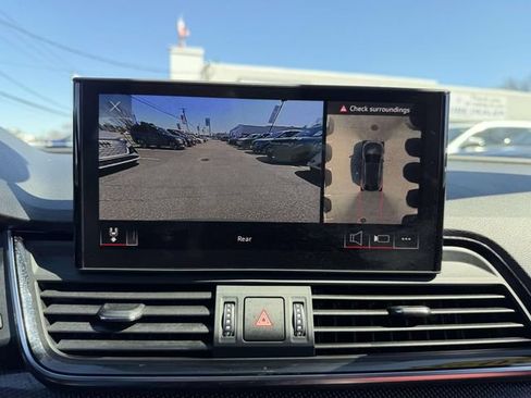 Used 2023 Audi SQ5 Premium Plus w/ Premium Plus Package AWD/4WD image 29