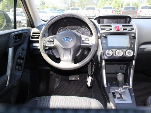 Used 2016 Subaru Forester 2.5i Premium w/ All-Weather Package AWD/4WD image 15