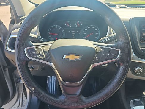Certified 2022 Chevrolet Equinox LS AWD/4WD image 14