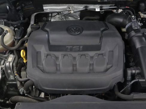 Used 2020 Volkswagen Tiguan SEL Premium R-Line w/ 3rd Row Seat Package image 29