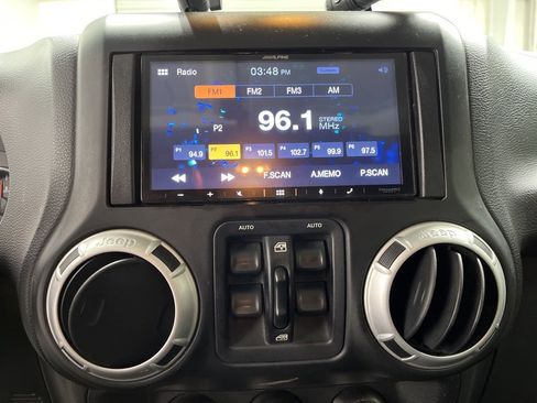 Used 2021 Jeep Wrangler Unlimited Rubicon image 21