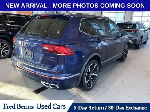 Used 2022 Volkswagen Tiguan SEL R-Line image 8