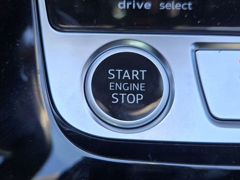 New 2026 Audi Q7 3.0T Prestige image 25