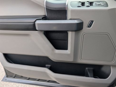 Used 2017 Ford F150 XLT w/ Equipment Group 301A Mid image 24