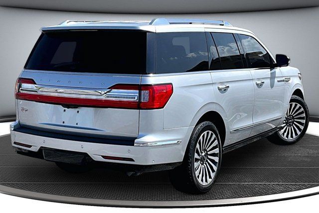 Used 2019 Lincoln Navigator Reserve AWD/4WD image 6