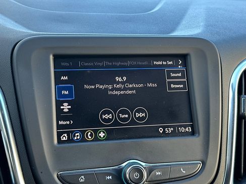 Used 2023 Chevrolet Equinox LT w/ Driver Convenience Package image 17