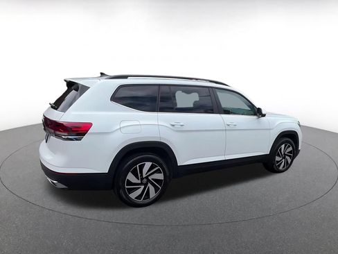 Used 2026 Volkswagen Atlas SE FWD image 15