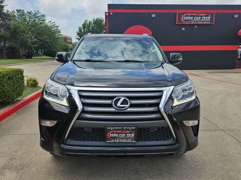 Used 2019 Lexus GX 460 w/ Navigation Package image 5