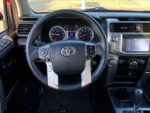 Used 2017 Toyota 4Runner SR5 Premium image 5