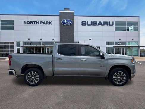 Used 2024 Chevrolet Silverado 1500 LT RWD image 2