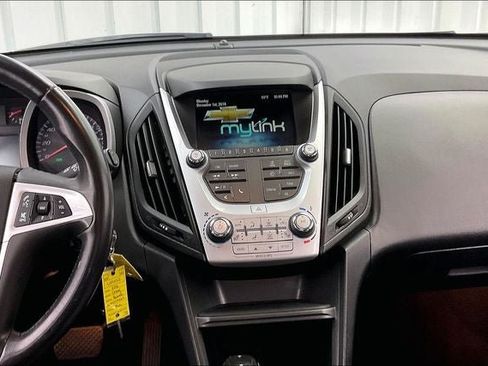 Used 2016 Chevrolet Equinox LTZ w/ Enhanced Convenience Package FWD image 6