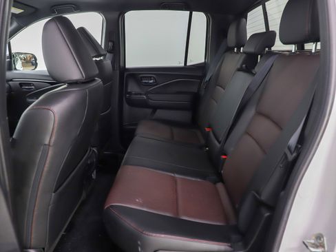 Used 2022 Honda Ridgeline Black Edition image 15
