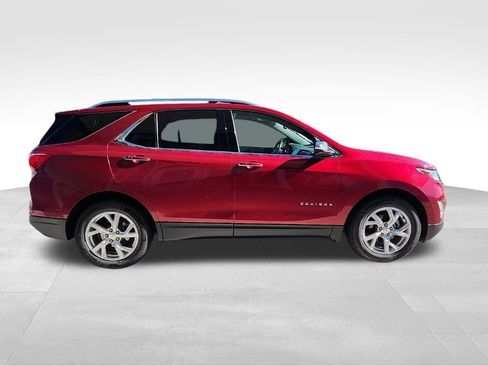 Used 2018 Chevrolet Equinox Premier AWD/4WD image 7