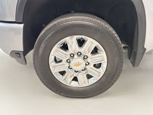 Used 2024 Chevrolet Silverado 3500 High Country AWD/4WD image 25