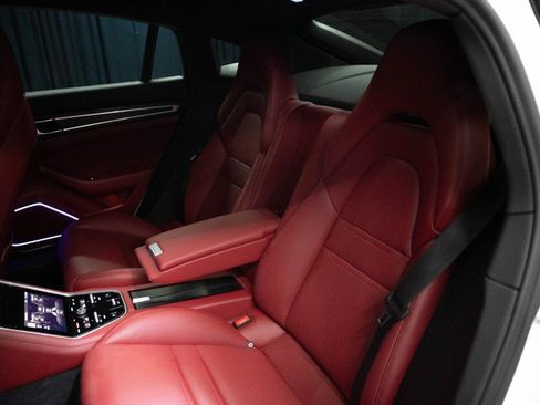 Used 2023 Porsche Panamera 4 Platinum Edition AWD/4WD image 14
