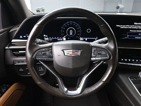 Used 2021 Cadillac Escalade Premium Luxury w/ Driver Assist Tech Package image 29