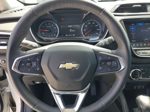 Used 2022 Chevrolet TrailBlazer LT w/ Sun and Liftgate Package AWD/4WD image 25