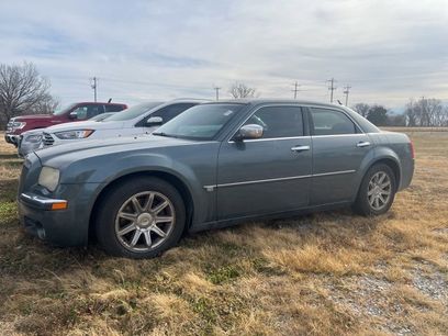 Used 2006 Chrysler 300 C w/ Navigation & Sound Group II