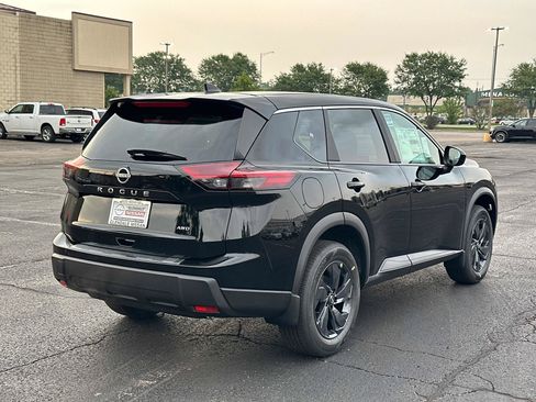 New 2026 Nissan Rogue SV w/ Cold Weather Package AWD/4WD image 4