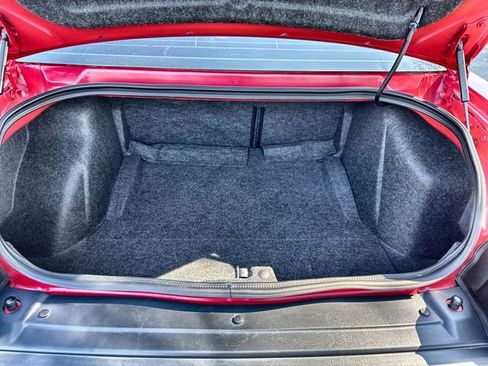 Used 2016 Dodge Challenger SRT Hellcat image 31