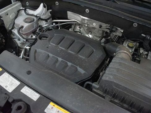 Used 2024 Volkswagen Atlas SEL Premium R-Line AWD/4WD image 10