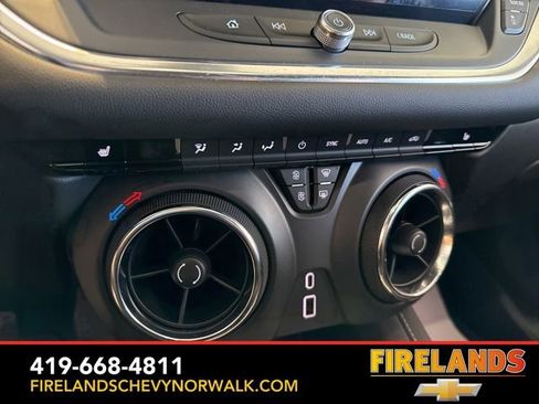 New 2025 Chevrolet Blazer LT w/ Convenience Package image 29