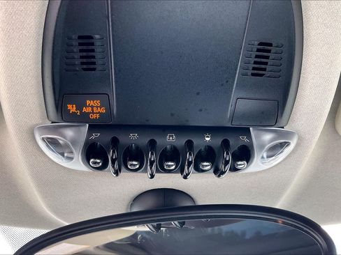 Used 2015 MINI Cooper Paceman FWD image 32