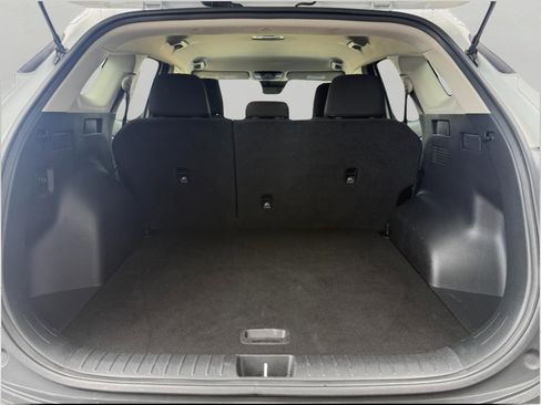 Certified 2025 Kia Sportage LX image 14