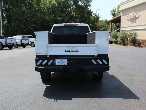 Used 2025 Chevrolet Silverado 2500 Custom w/ Custom Value Package AWD/4WD image 13