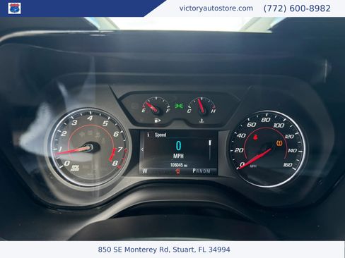 Used 2018 Chevrolet Camaro LT RWD image 19