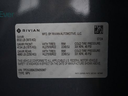 Used 2025 Rivian R1S Adventure Dual AWD/4WD image 31
