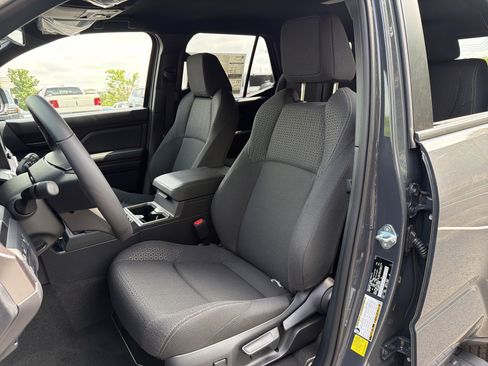 New 2026 Toyota 4Runner SR5 AWD/4WD image 14