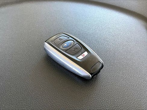 Used 2019 Subaru Ascent Premium AWD/4WD image 32