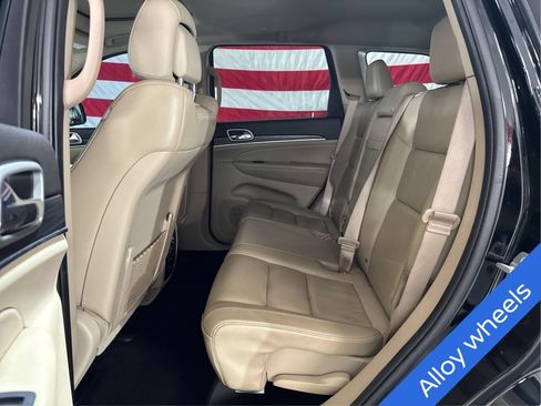 Used 2020 Jeep Grand Cherokee Limited AWD/4WD image 10