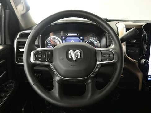 Used 2024 RAM 2500 Laramie AWD/4WD image 35