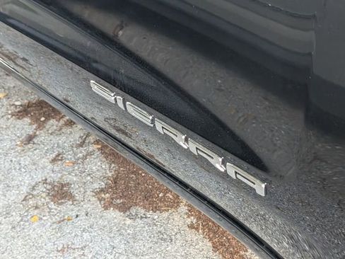 New 2026 GMC Sierra 1500 SLE w/ Preferred Package RWD image 14