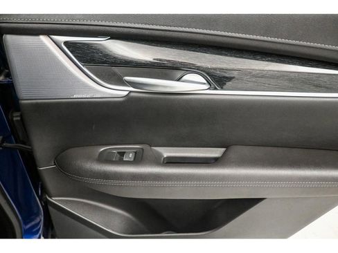 Used 2023 Cadillac XT5 Premium Luxury image 19